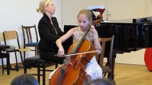 Úspěchy na mezinárodní violoncellové soutěži v Praze